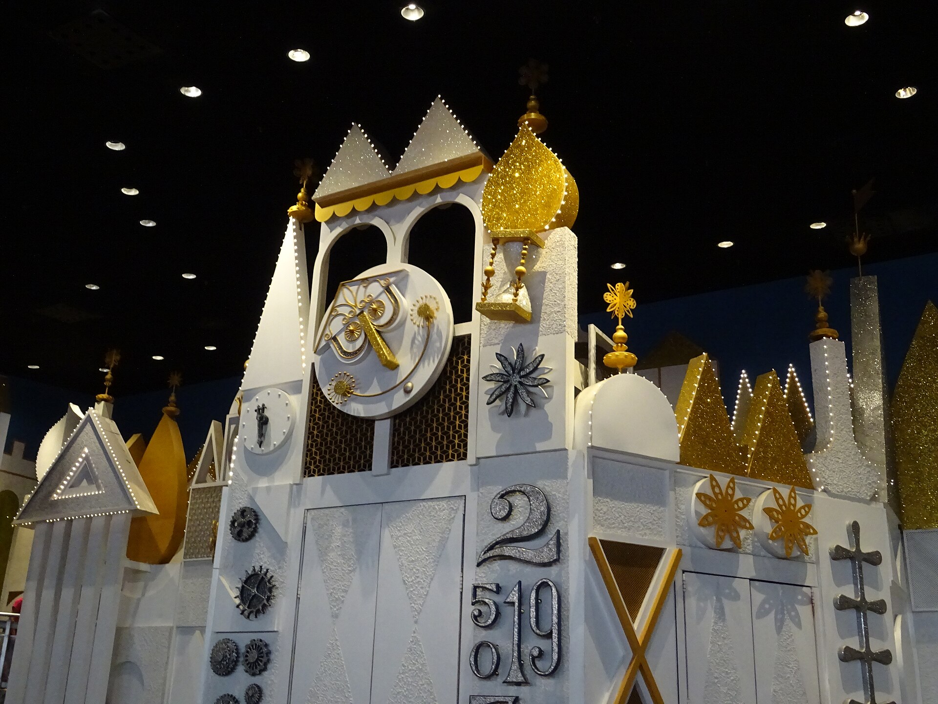 it's a small world, Fantasyland